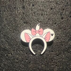Disneyland wave A hidden Mickey Marie headband Ears Pin